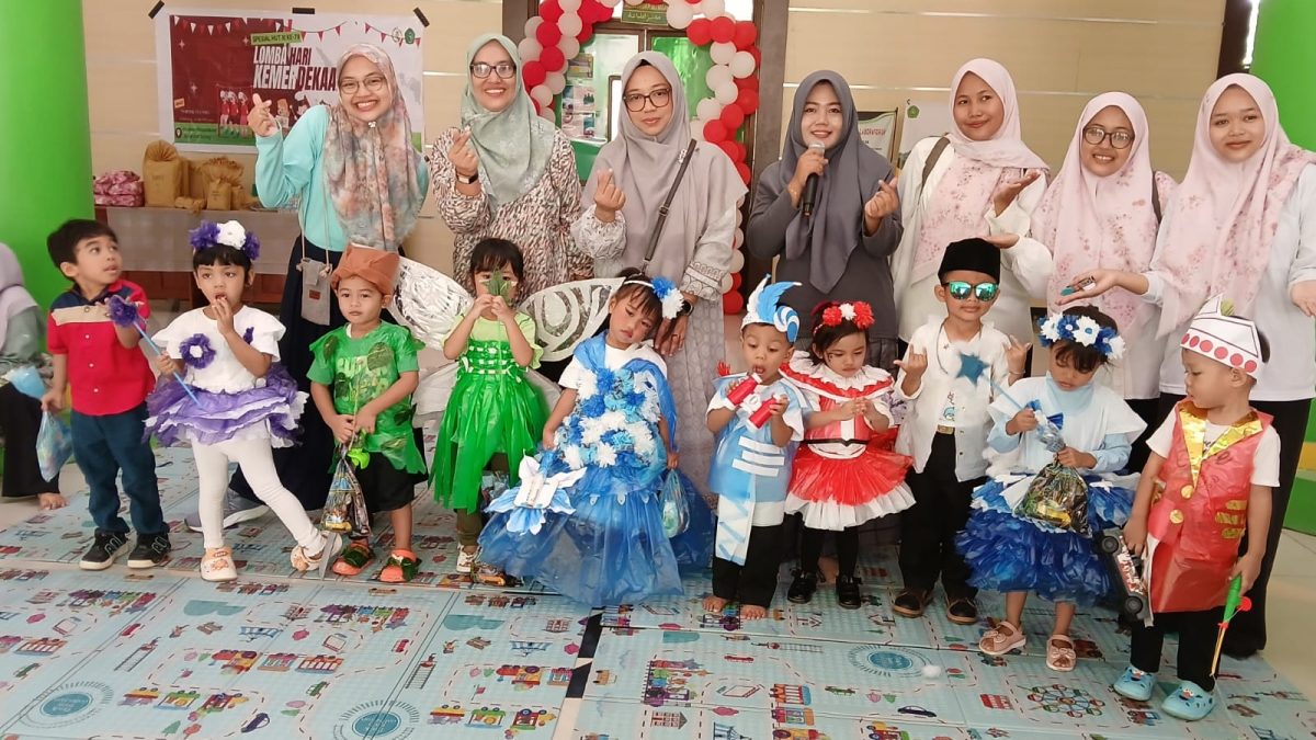 Serunya, Anak-anak PAUD Baitul Ummah IAIN Sorong Ikut Lomba Fashion Show