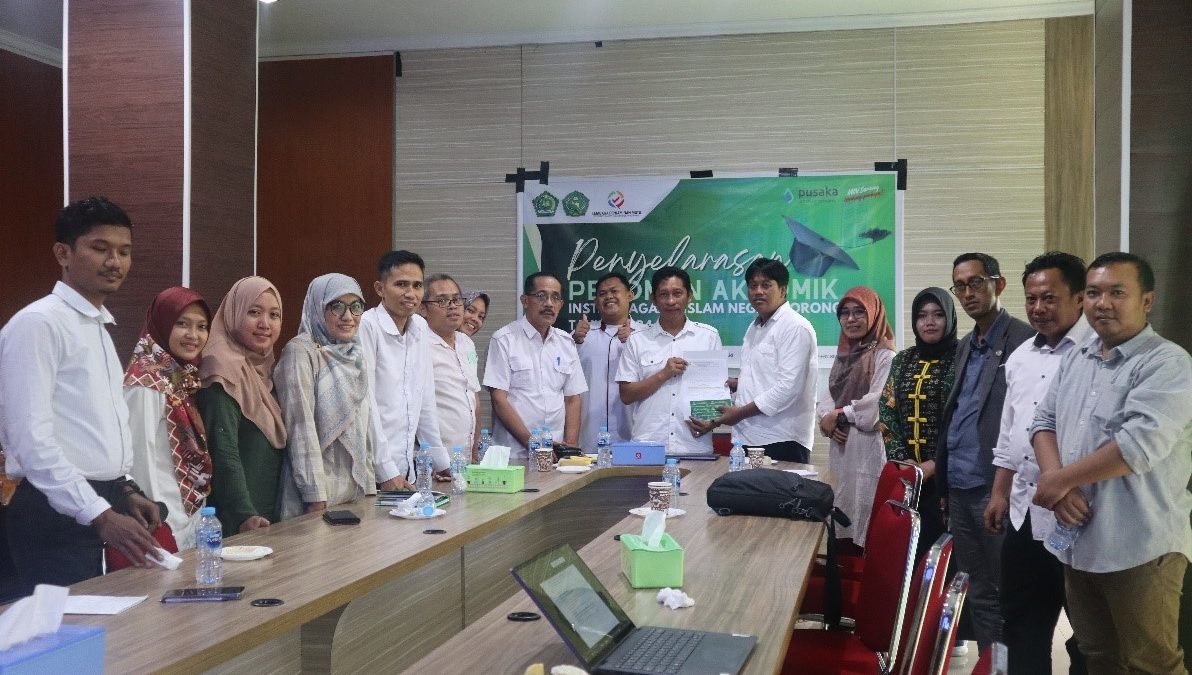 Gandeng Unsur Pimpinan : LPM Laksanakan Penyelarasan Pedoman Akademik dan Pedoman Karya Tulis Ilmiah Tahun 2024