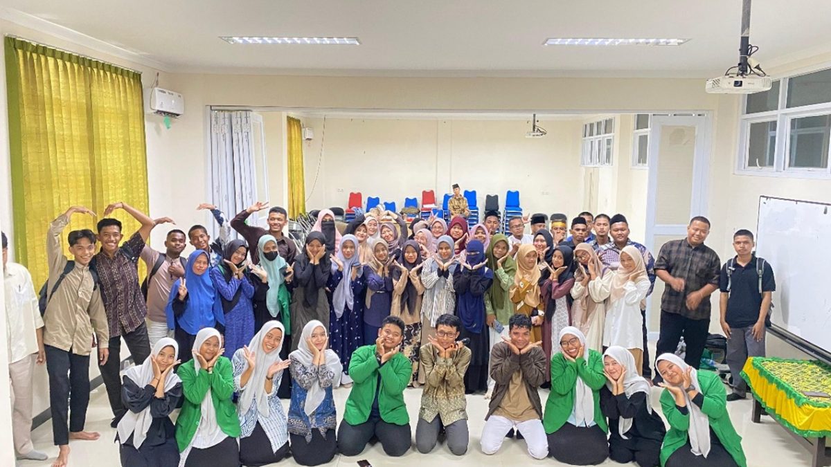 “HMPS PAI IAIN Sorong Bangun Kekeluargaan Lewat Masa Ta’aruf Meriah dan Penuh Makna”