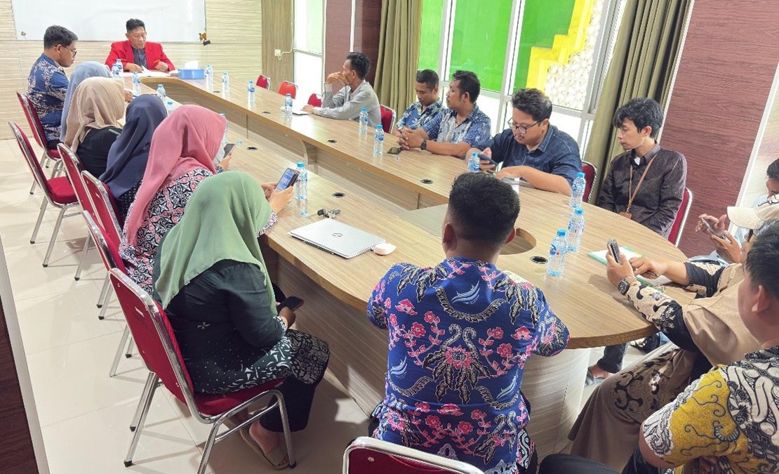 IAIN SORONG GELAR RAPAT PERDANA PERSIAPAN RAKER 2026: LIBATKAN DIRJEN PENDIS KEMENAG RI