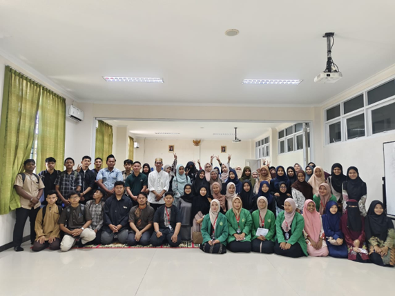 HMPS PAI Fakultas Tarbiyah IAIN Sorong menyelenggarakan kegiatan Seminar Al-Qur’an