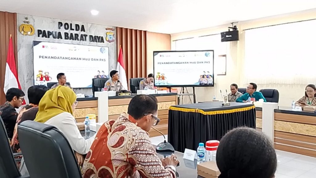 PENANDATANGANAN MOU DAN PKS POLDA PAPUA BARAT DAYA PERKUAT SINERGI DENGAN PERGURUAN TINGGI DAN SEKOLAH