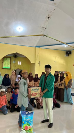 WUJUDKAN KEPEDULIAN SOSIAL, MAHASISWA TBI 2025 GELAR BAKTI SOSIAL DI PANTI EMEYODERE