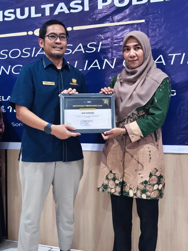 IAIN SORONG RAIH PENGHARGAAN MITRA PAJAK DALAM FORUM KONSULTASI PUBLIK 2026
