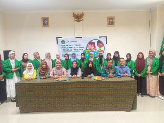 PGMI IAIN SORONG BEKALI MAHASISWA DENGAN GERAKAN LITERASI SEBELUM TERJUN KE MASYARAKAT