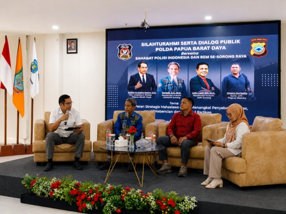 UDIN LATIF AJAK MAHASISWA JADI GARDA TERDEPAN LITERASI DIGITAL
