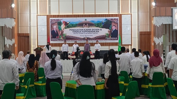 IAIN SORONG PERKUAT PENGEMBANGAN KARIER DOSEN DAN TENAGA KEPENDIDIKAN