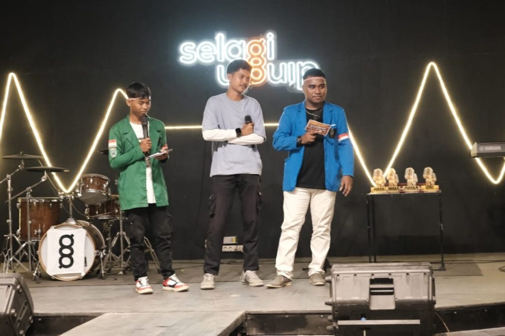 RAIH JUARA II LOMBA STAND-UP COMEDY HUT BHAYANGKARA KE-80, MAHASISWA IAIN SORONG INGIN TEMBUS PANGGUNG NASIONAL