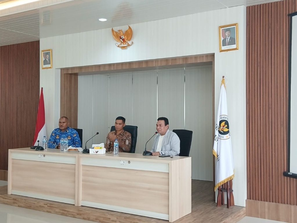 PASCASARJANA IAIN SORONG SOSIALISASIKAN PROGRAM PENDIDIKAN DI KABUPATEN FAKFAK, BAHAS TINDAK LANJUT MOU PENINGKATAN SDM