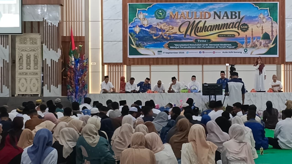 MAULID NABI IAIN SORONG: MENELADANI RASULULLAH SAW, MERAWAT MODERASI, DAN MERAJUT PERSAUDARAAN DI TANAH PAPUA
