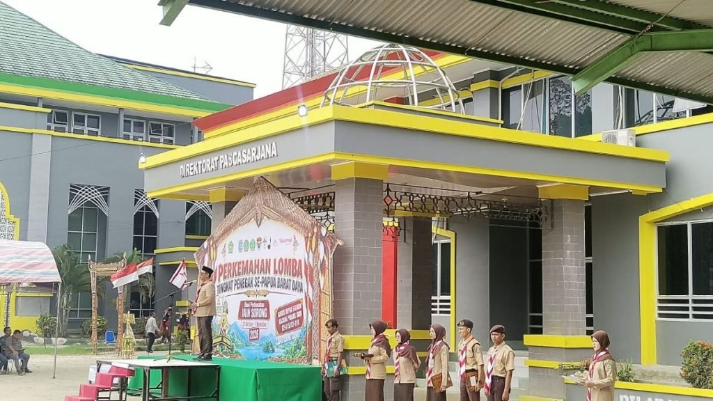 WAKIL REKTOR II IAIN SORONG BUKA KEMAH LOMBA PENEGAK SE-PAPUA BARAT DAYA, TEKANKAN PERSATUAN DAN KARAKTER PEMUDA