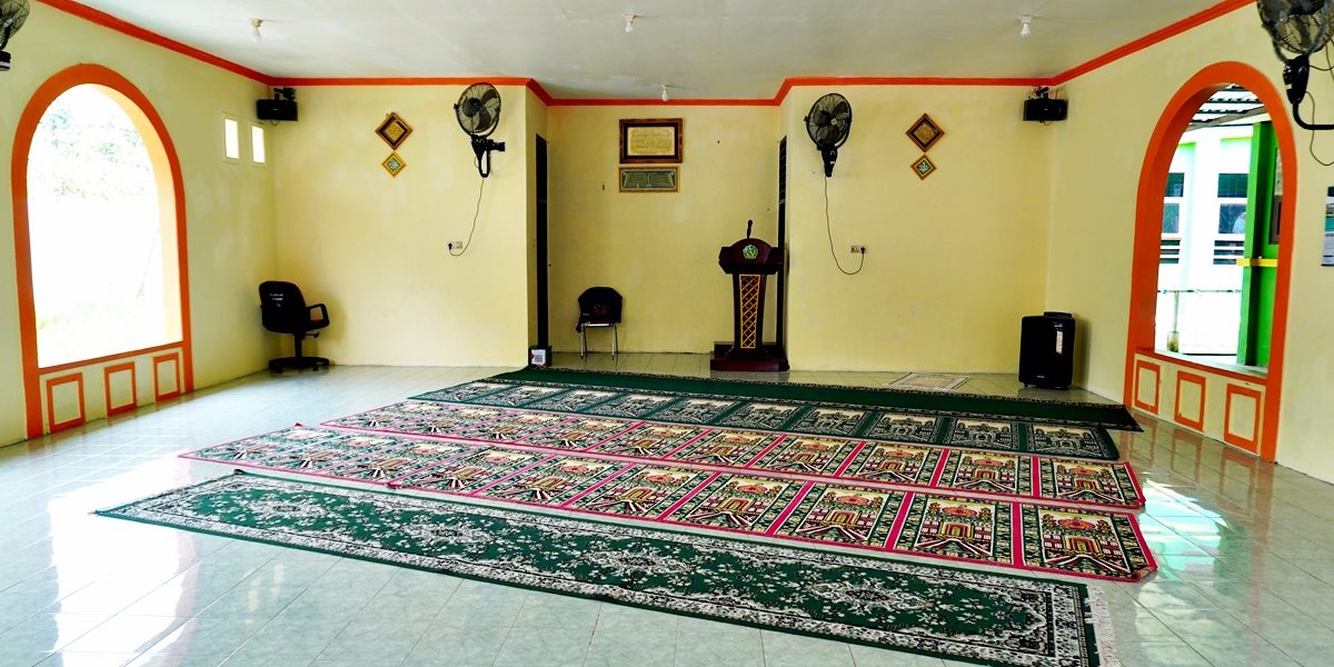 fasilitas kampus musholla